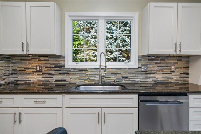 8782 Hathaway Road, Oshtemo Twp, MI 49009