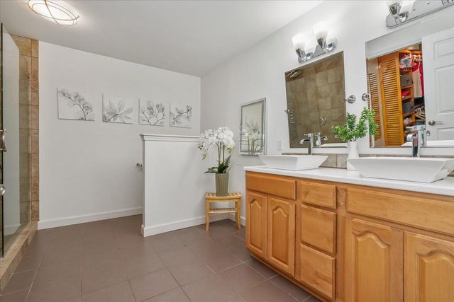 8782 Hathaway Road, Oshtemo Twp, MI 49009