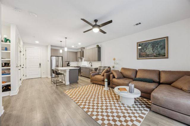 2220 Webberville RD 211, Austin, TX 78702