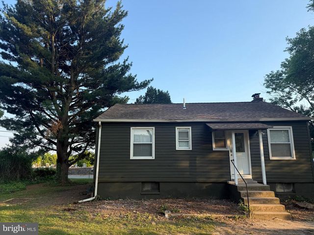 1205 BARTRAM AVE, Collingdale, PA 19023