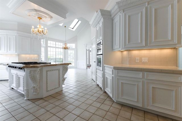 5230 Norborne Lane, Houston, TX 77069