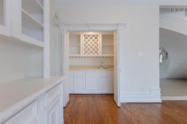 5230 Norborne Lane, Houston, TX 77069