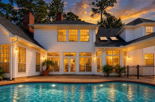 5230 Norborne Lane, Houston, TX 77069