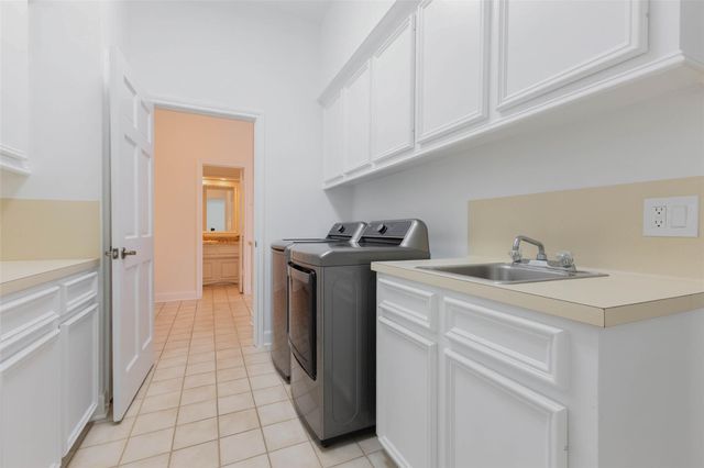5230 Norborne Lane, Houston, TX 77069