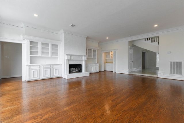 5230 Norborne Lane, Houston, TX 77069