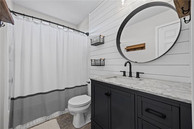 1381 Meadow Breeze Lane, Webster, NY 14580