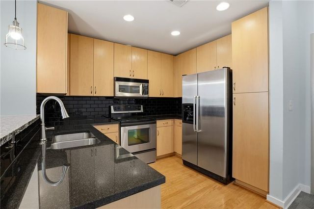 860 Peachtree Street NE 1909, Atlanta, GA 30308