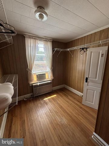 503 E LOCUST ST, Fleetwood, PA 19522