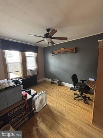 503 E LOCUST ST, Fleetwood, PA 19522