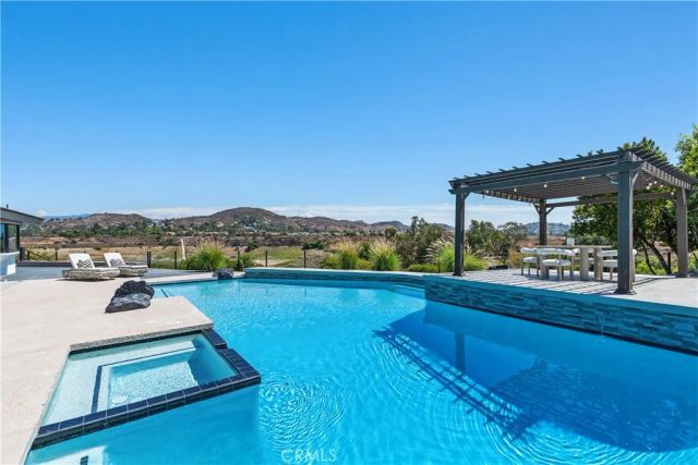 18512 Lincoln Cir, Villa Park, CA 92861