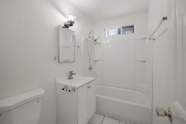 3103-3105 Central, San Diego, CA 92105