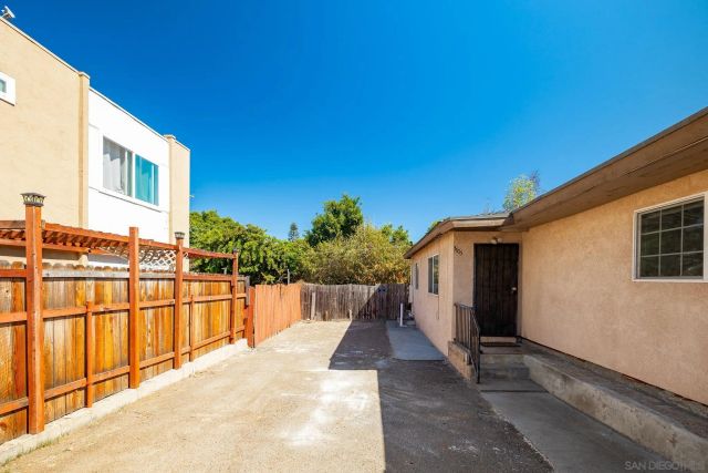 3103-3105 Central, San Diego, CA 92105