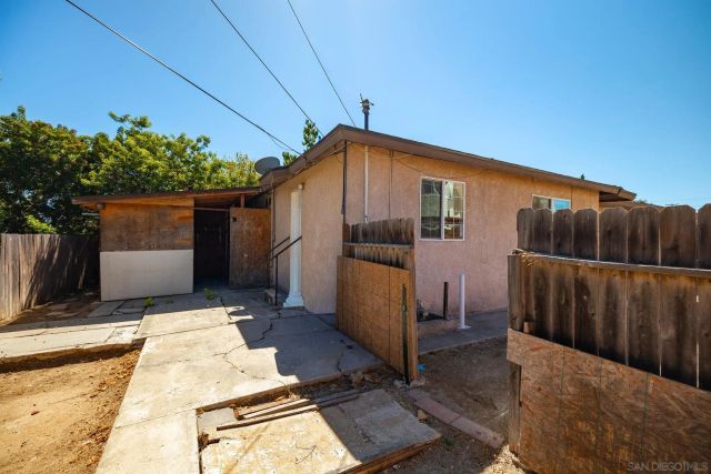 3103-3105 Central, San Diego, CA 92105