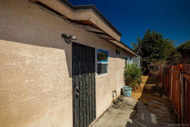 3103-3105 Central, San Diego, CA 92105