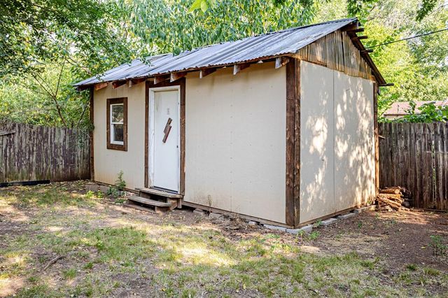 1310 E Parker Street, Shawnee, OK 74801