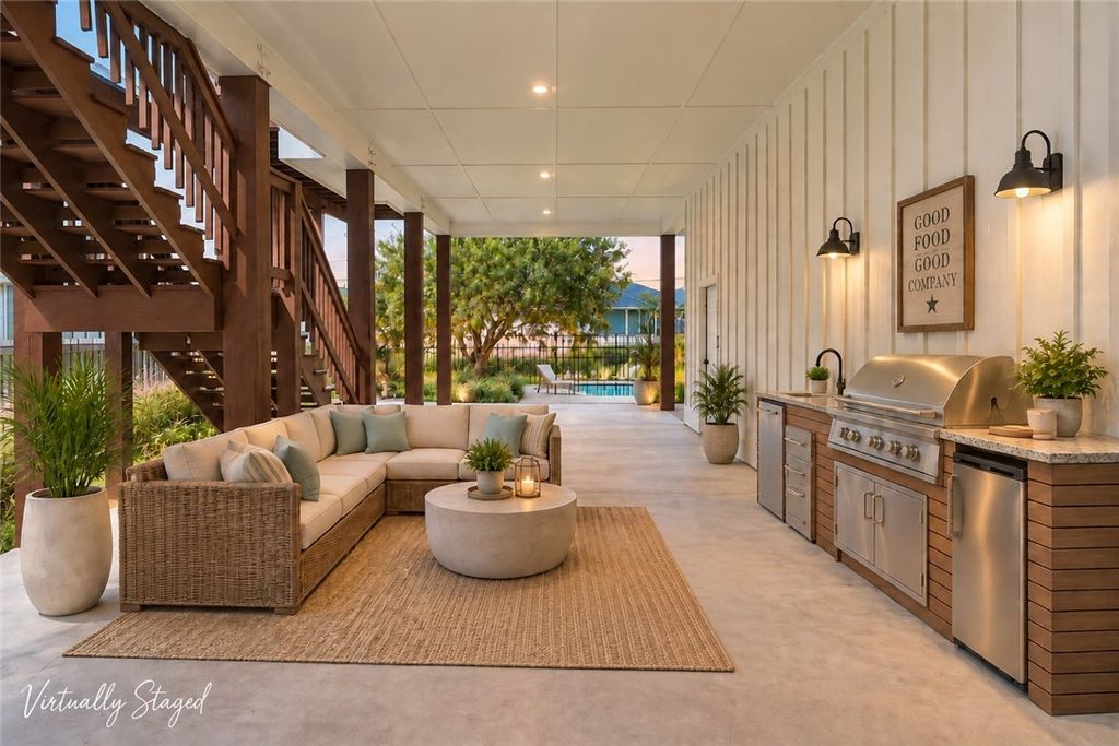 1007 S Live Oak St, Rockport, TX 78382 — photo 5