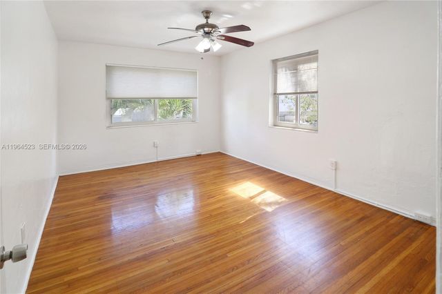 8100 Crespi Blvd 3, Miami Beach, FL 33141