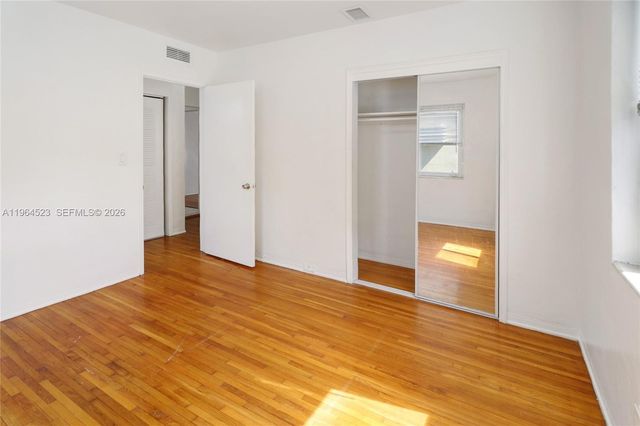 8100 Crespi Blvd 3, Miami Beach, FL 33141