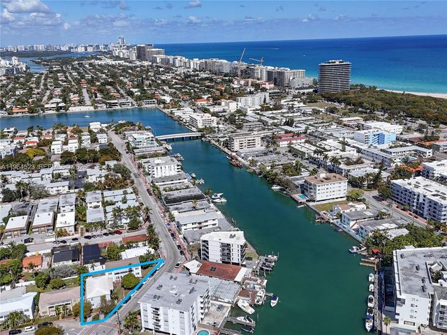 8100 Crespi Blvd 3, Miami Beach, FL 33141