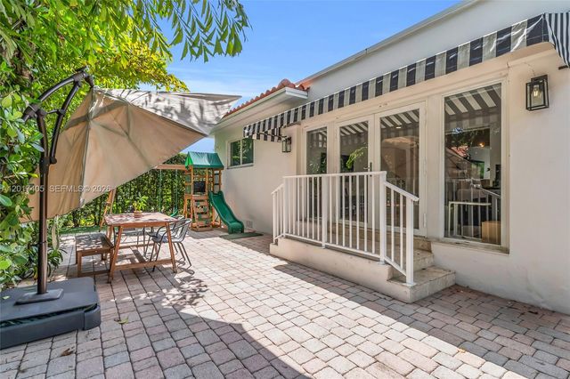 1425 Venetia Ave, Coral Gables, FL 33134