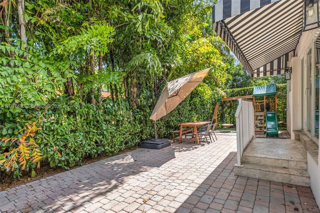 1425 Venetia Ave, Coral Gables, FL 33134