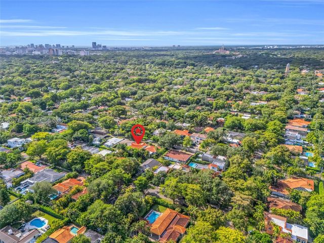 1425 Venetia Ave, Coral Gables, FL 33134