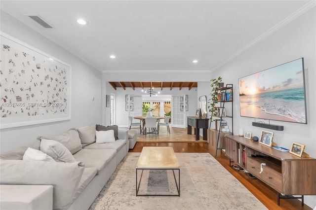 1425 Venetia Ave, Coral Gables, FL 33134