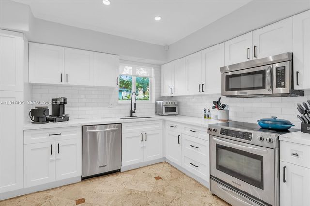 1425 Venetia Ave, Coral Gables, FL 33134