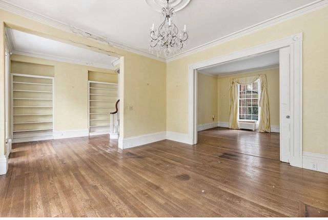 11 West Cedar, Boston, MA 02108