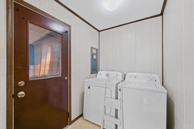 646 N Cove Court, Decatur, IL 62521