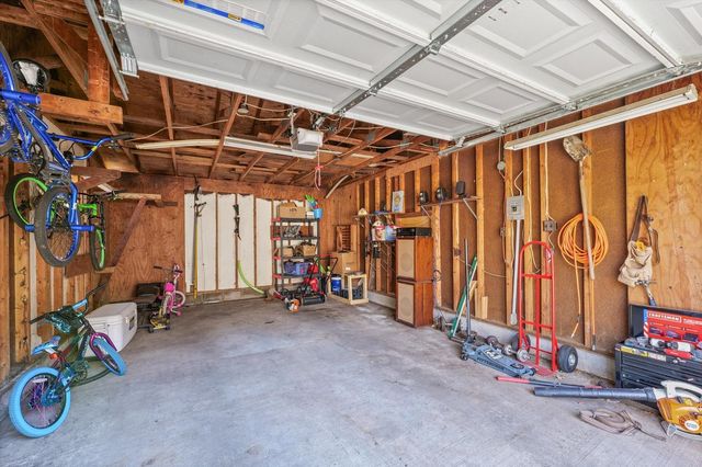 646 N Cove Court, Decatur, IL 62521