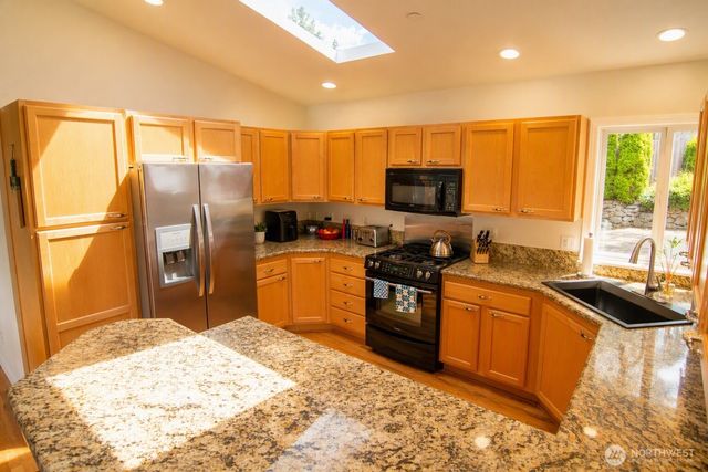 12415 6th Avenue NW, Gig Harbor, WA 98332