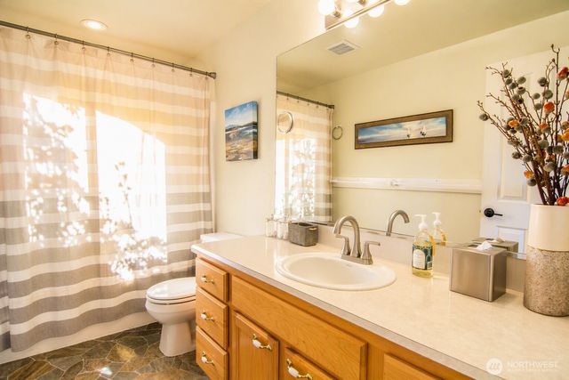 12415 6th Avenue NW, Gig Harbor, WA 98332