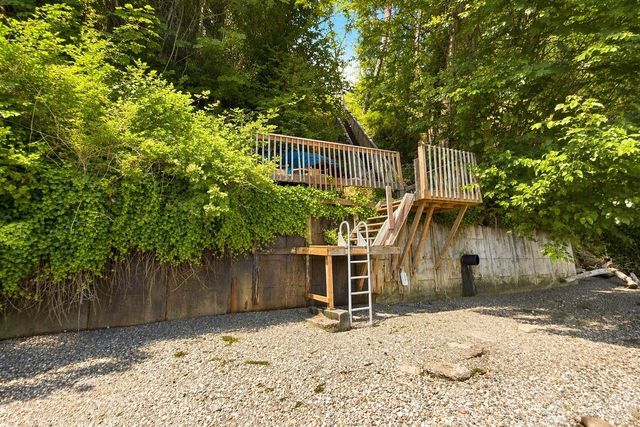 12415 6th Avenue NW, Gig Harbor, WA 98332