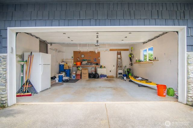 12415 6th Avenue NW, Gig Harbor, WA 98332