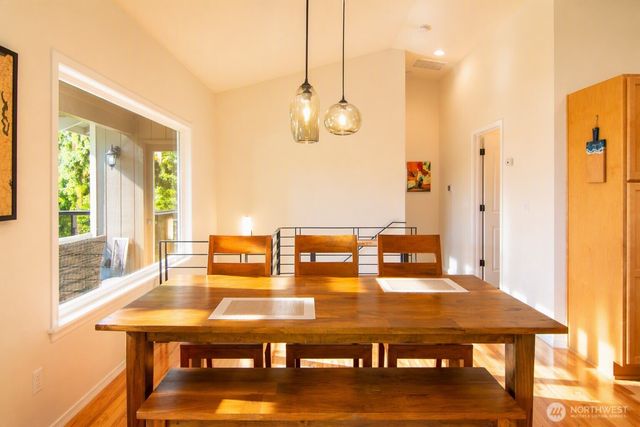 12415 6th Avenue NW, Gig Harbor, WA 98332