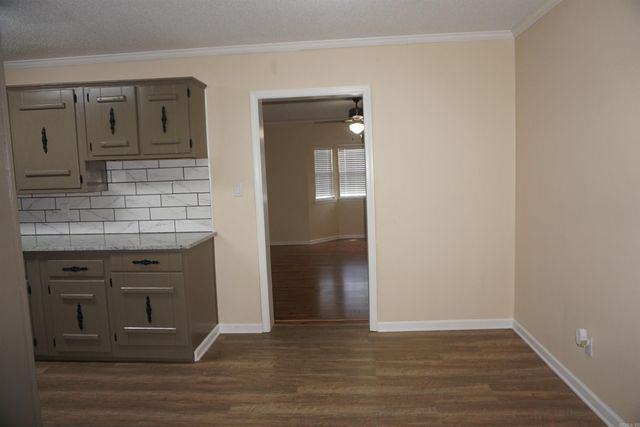 468 Honey Hill Road, Searcy, AR 72143