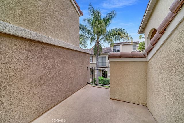 1402 Elk Grove, Irvine, CA 92618