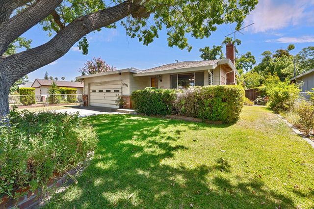 6737 21st St, Sacramento, CA 95822