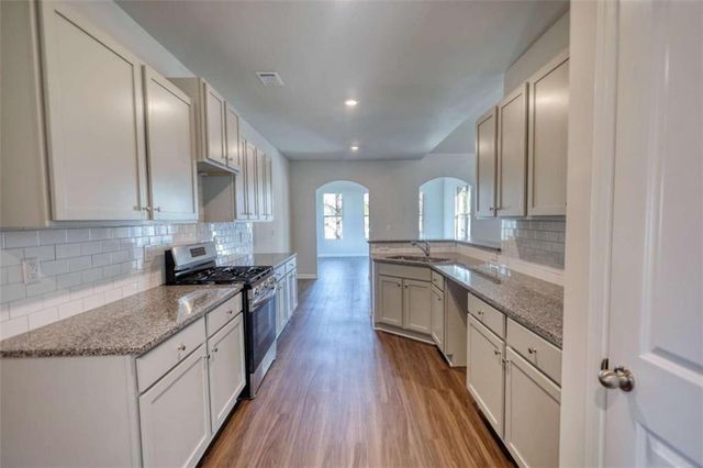 210 Park Place Trail, Social Circle, GA 30025