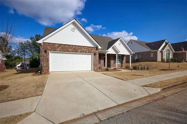 210 Park Place Trail, Social Circle, GA 30025