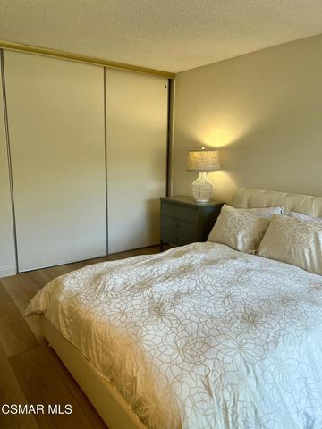 788 Pinetree Circle 13, Thousand Oaks, CA 91360