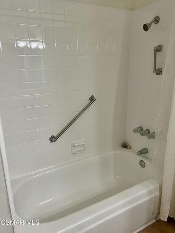 788 Pinetree Circle 13, Thousand Oaks, CA 91360