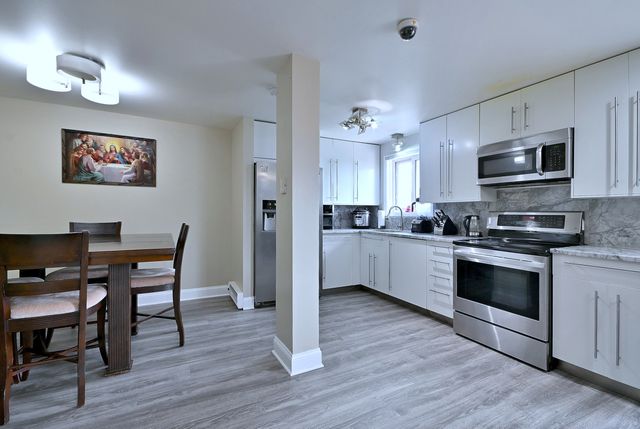 2325 N Neva Avenue 401B, Chicago, IL 60707