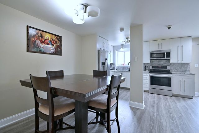2325 N Neva Avenue 401B, Chicago, IL 60707