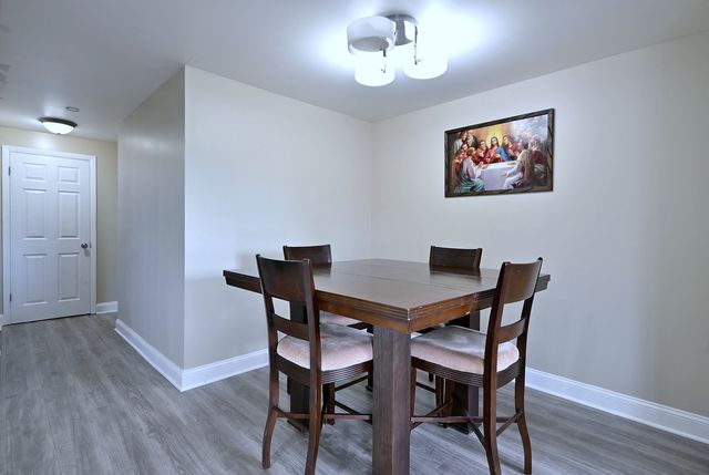 2325 N Neva Avenue 401B, Chicago, IL 60707