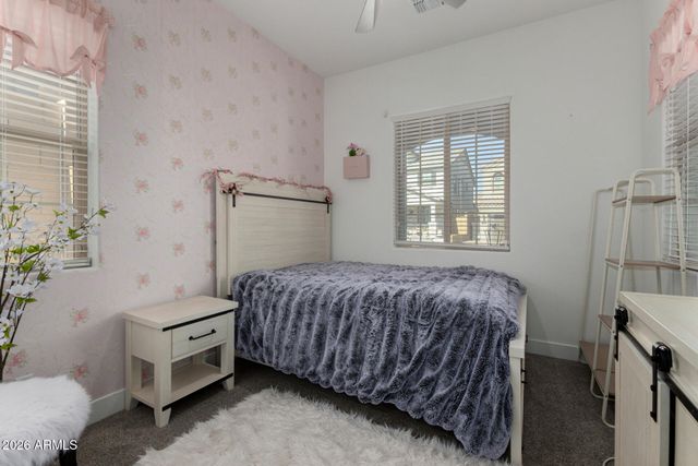 715 E SILVER FOX Way, Phoenix, AZ 85048