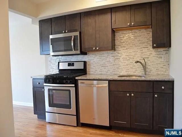 403 Hackensack 3rd Floor, Carlstadt, NJ 07072