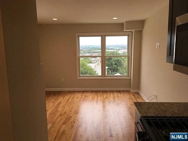 403 Hackensack 3rd Floor, Carlstadt, NJ 07072