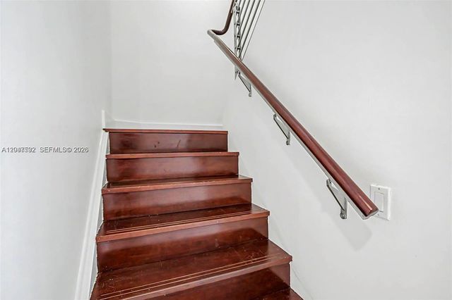 41 SE 5th St 1709, Miami, FL 33131